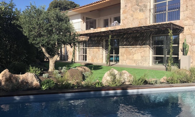 Santa Giulia House | CHARMING VILLA IN BONIFACIO STONES