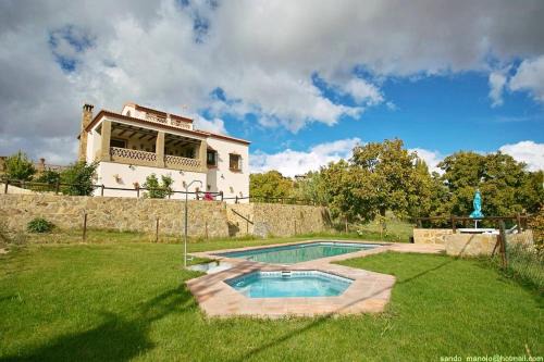 Ronda Villa | Charming Villa in Ronda with Pool