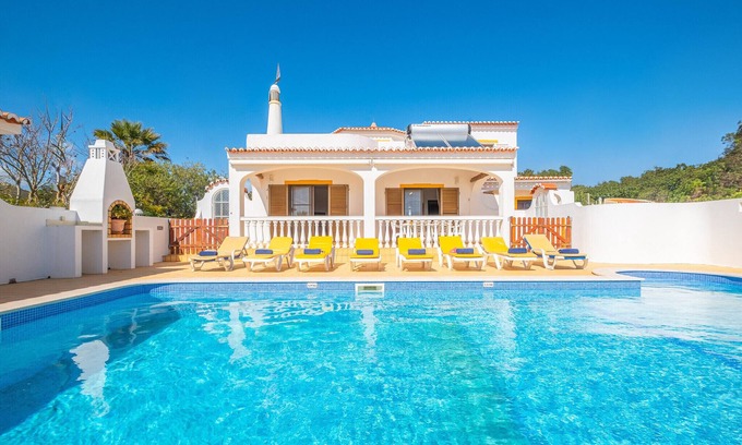 Carvoeiro Villa | Charming villa w/outdoor BBQ, Carvoeiro