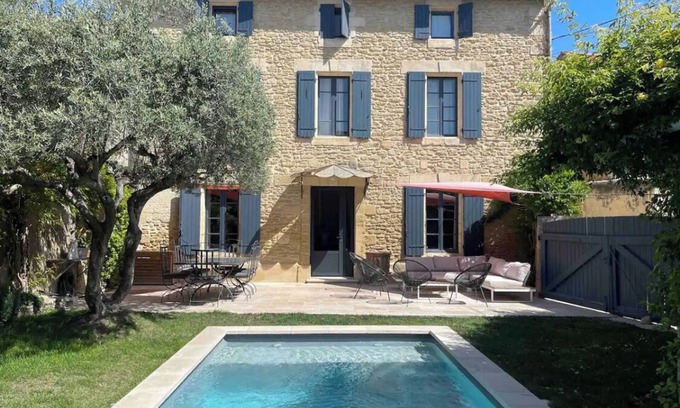 Pujaut House | Charming village house & pool in Provence