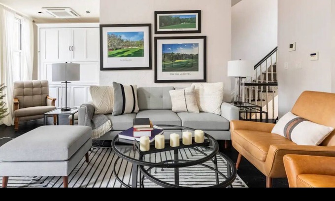 West Village House | Charming West Village Townhome. Perfect for Families and couples.