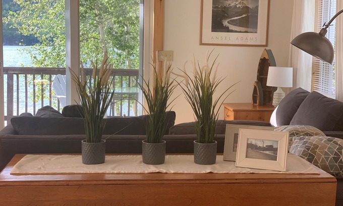 Peru House | Charming Worthley Pond Year Round Lake House