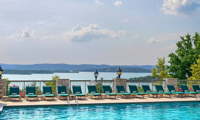 Table Rock Resort | Chateau On The Lake Resort Spa and Convention Center