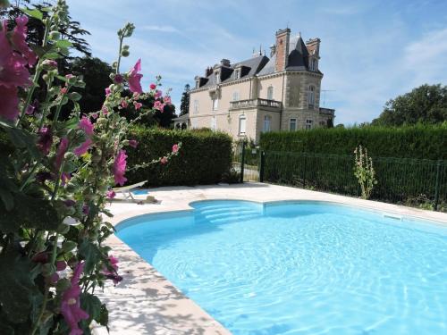 Jarze Bed & Breakfast | Chateau Vary