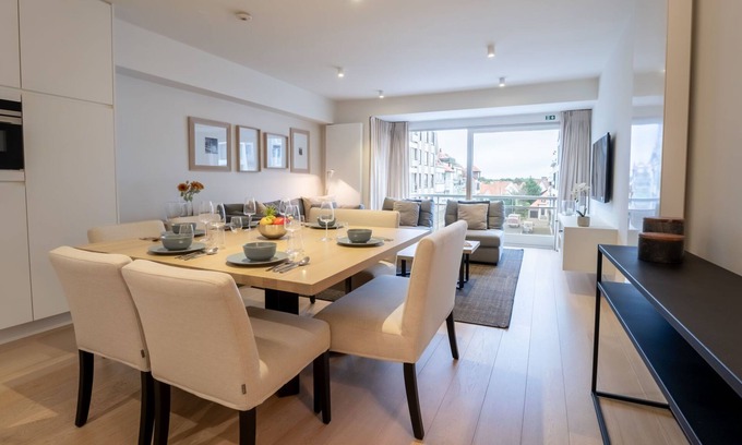 Knokke Apartment | Chateauneuf with parking by Interhome
