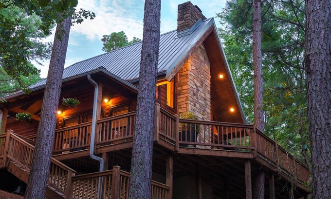 Broken Bow Cabin | Chautauqua (2-Bedroom Cabin) by RedAwning