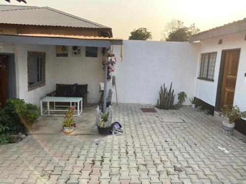 Kitwe Bed & Breakfast | Che-Joy Budget Lodge