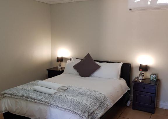 Bloemfontein Apartment | CHEETAH MANOR #2
