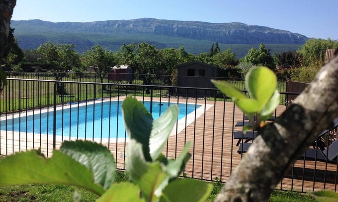 Nans-les-Pins House | Chez elles en Provence Au temps des Cerises