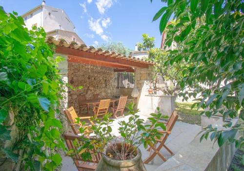 Seillans House | Chez Germaine et Constant 6 pers grand jardin