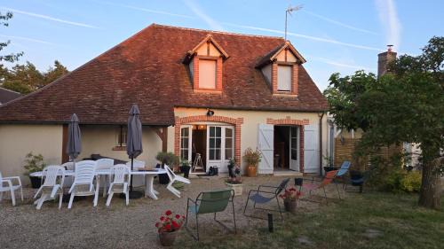 Mur-de-Sologne House | Chez Monique - Mur de Sologne - 8 personnes