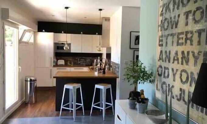 Grand Sud Apartment | Chez Pierre-2BR Apt, terrace, pool, parking, Duranne/Milles