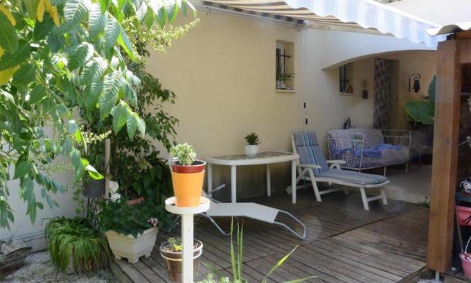 13th Arrondissement Bed & Breakfast | Chez Régine et Grégoire