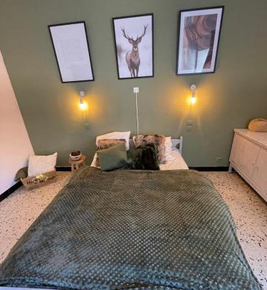 Fraisse-des-Corbieres Bed & Breakfast | Chez Tatie Ménie