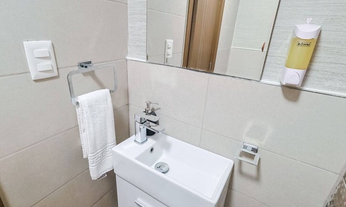 Sarasota Apartment | Chic 1BR Apt, Roof Top Pool,