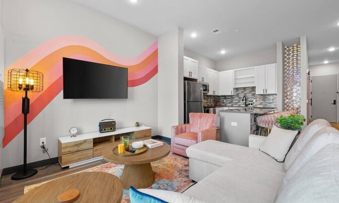 South Nashville Apartment | Chic 2BR Getaway in Downtown Nashville!
