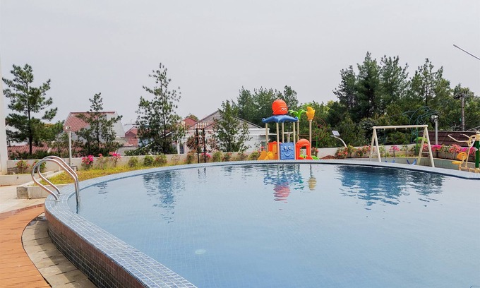 Serpong Apartment | Chic And Cozy Studio Apartment At Amazana Serpong