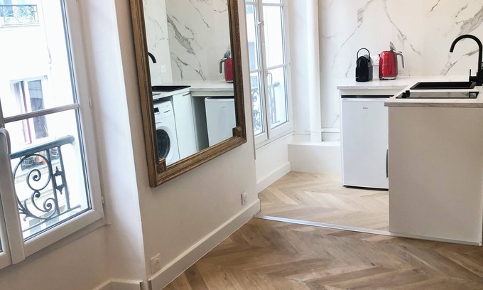 Montmartre Apartment | Chic Home Paris Montmartre