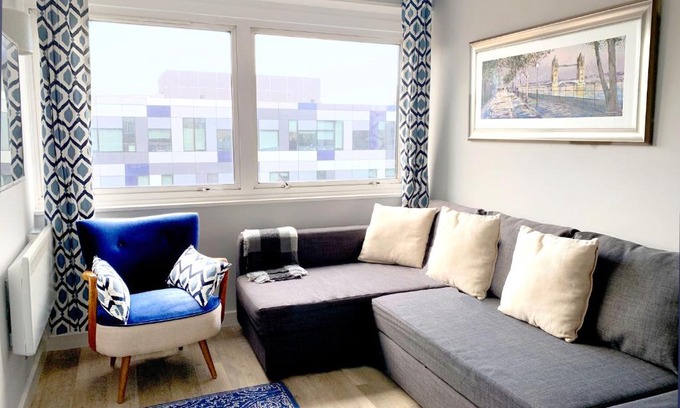 Fitzrovia Apartment | Chic London Home in Trendy Fitzrovia W1. By Oxford St
