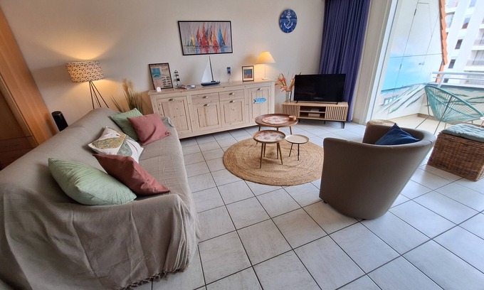 Nieuwpoort-aan-Zee Apartment | Chic studio with a garagebox in fantastic Nieuwpoort
