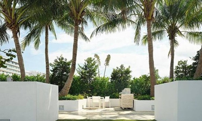 Surfside Apartment | Chic studio with AC and fitness room in fabulous Miami near beach