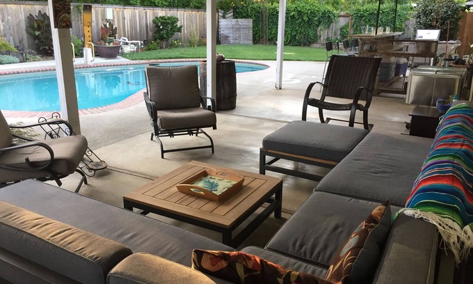 Chico House | Chico Family Retreat with Pool~Bocce~Hot-tub~Lounge. Near park, downtown & CSU