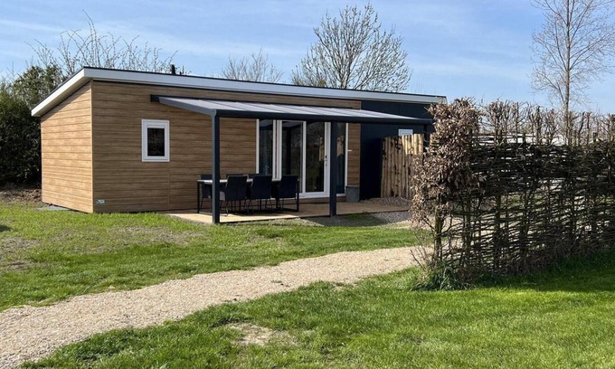 Meliskerke House | Child friendly 6-person mobile home on a farm campsite near Zoutelande