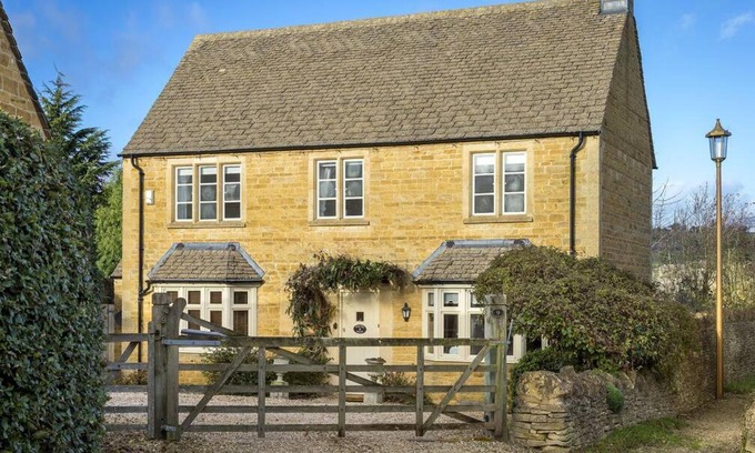 Chipping Campden House | Chipping Campden - Cotswolds private house with garden