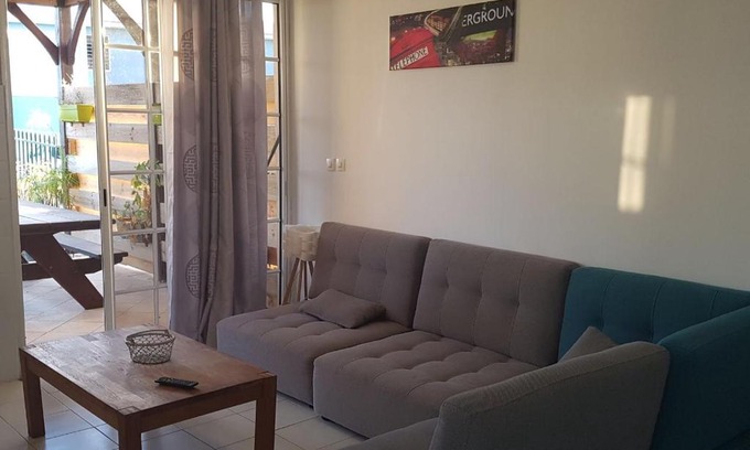 Le Robert Apartment | CHIRIJIEN BLÉ