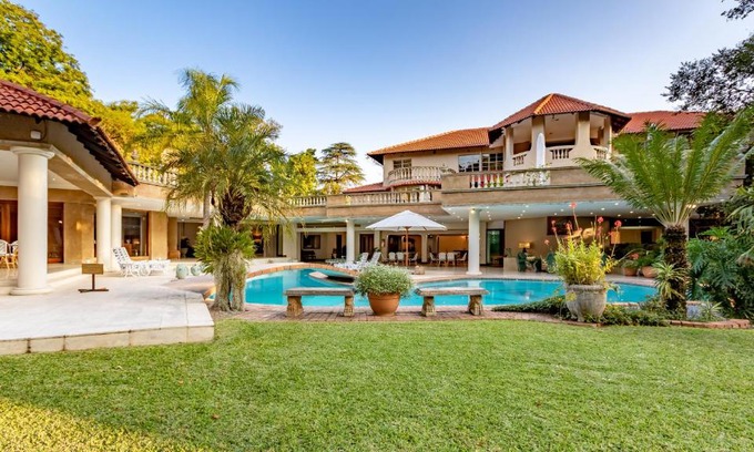 Nelspruit Bed & Breakfast | Christies at 32 on Russell