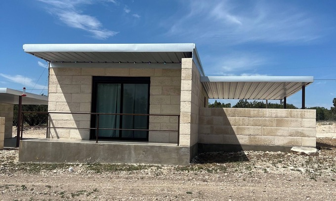 Christoval Cabin | CHRISTOVAL CASITAS #5 KING ROOM