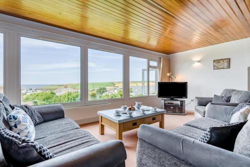 Trevone House | Chy Lymner
