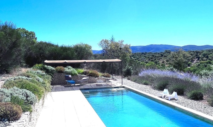 Bonnieux Villa | Ciel Du Luberon - your holiday villa with a large pool and luxury equipment