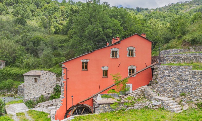 Velva Apartment | Ciliegiolo by Interhome