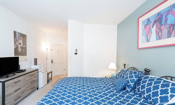 Telluride Hotel | Cimarron Lodge 51 by AvantStay | Ski-In/Ski-Out Property w/Two Hot Tubs!