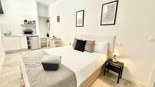 Almenara House | Cinco Torres Suites