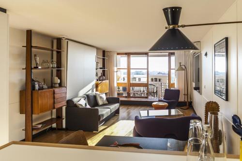 Sainte-Anne Apartment | Cité Radieuse - Le Corbusier