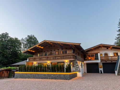 Kitzbuehel Apartment | City Hide-Away