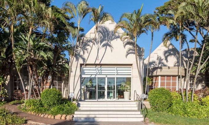 North Beach Hotel | City Lodge Hotel Durban