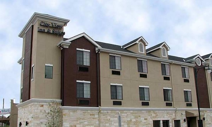 Near East Side Hotel | Cityview Inn & Suites Downtown RiverCenter Area