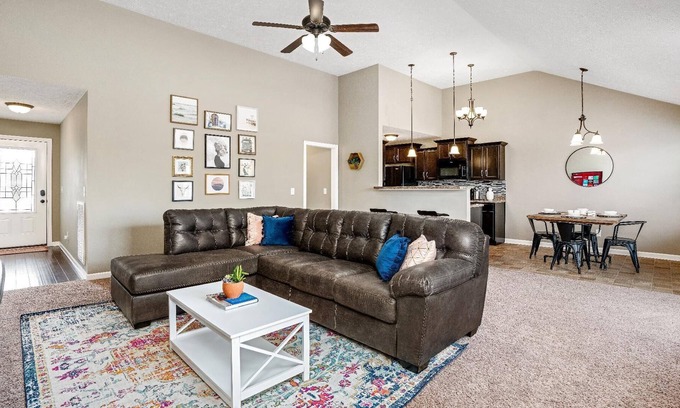Clarksville House | Clarksville Oasis - Spacious 3-Bedroom Home with Pet-Friendly Amenities