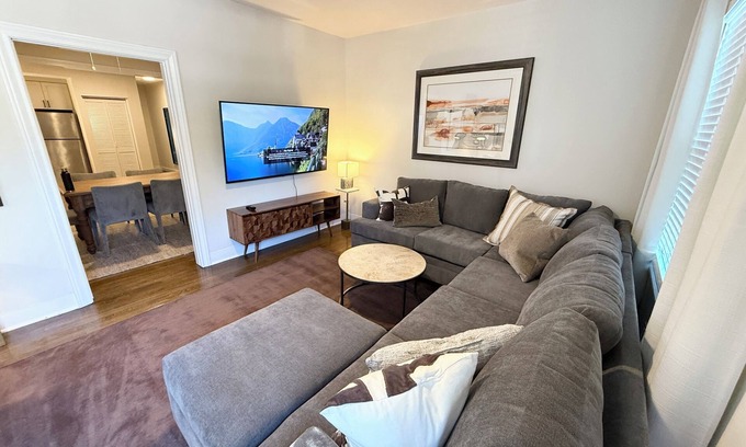 Clarksville House | Clarksville Style + Close to Downtown - Ivory I