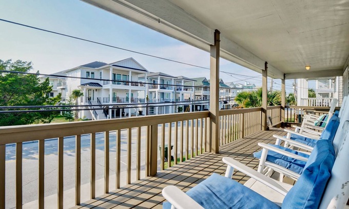 Wrightsville Beach Cottage | Classic beach cottage on beautiful Wrightsville Beach. 4 Bedrooms, 3 Baths