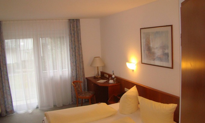 Meckenbeuren Apartment | Classic Double Room Plus