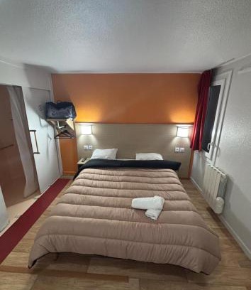 Fontenay-Tresigny Hotel | Classic Hôtel - Fontenay-Trésigny