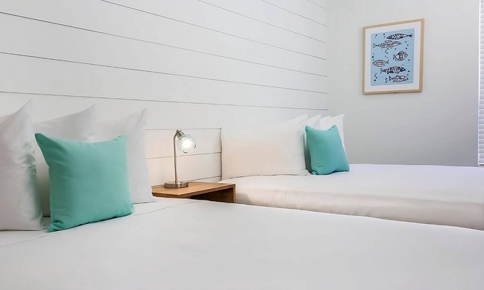 Islamorada Apartment | Classic Villa w/Ocean View & Balcony! Beach Access, FREE Parking & Breakfast