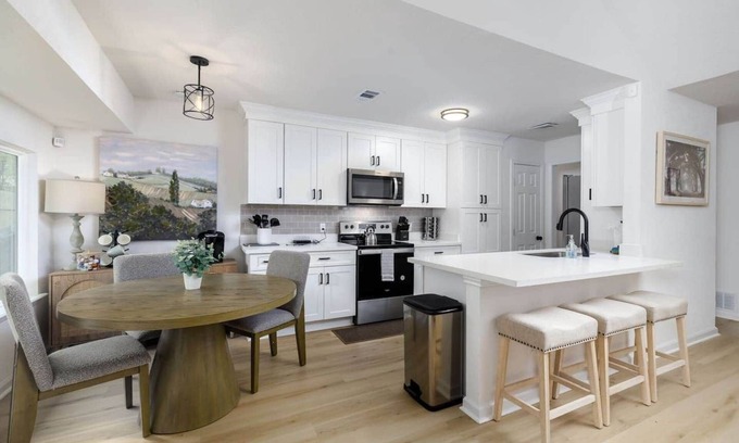 Mesa Ridge House | Clean & Comfortble Poker House Near Kalahari!