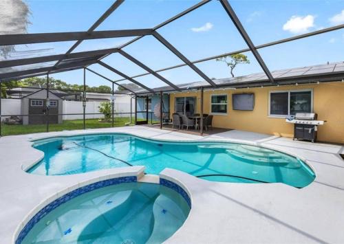 Greenbrook Estates Villa | Clearwater House 3BR Great for Family Vacations