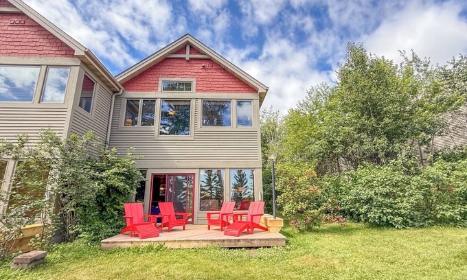Lutsen House | Cliffhouse 675 - Lake Superior - Lutsen, Minnesota
