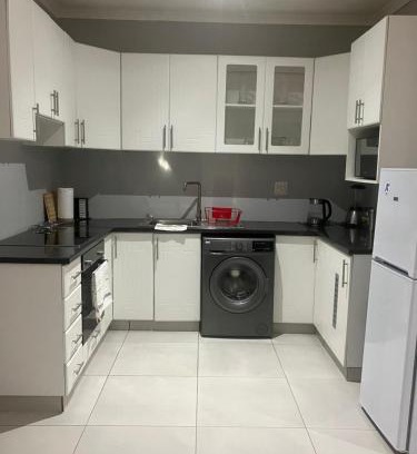 Kloof Apartment | Cliffside Cottage